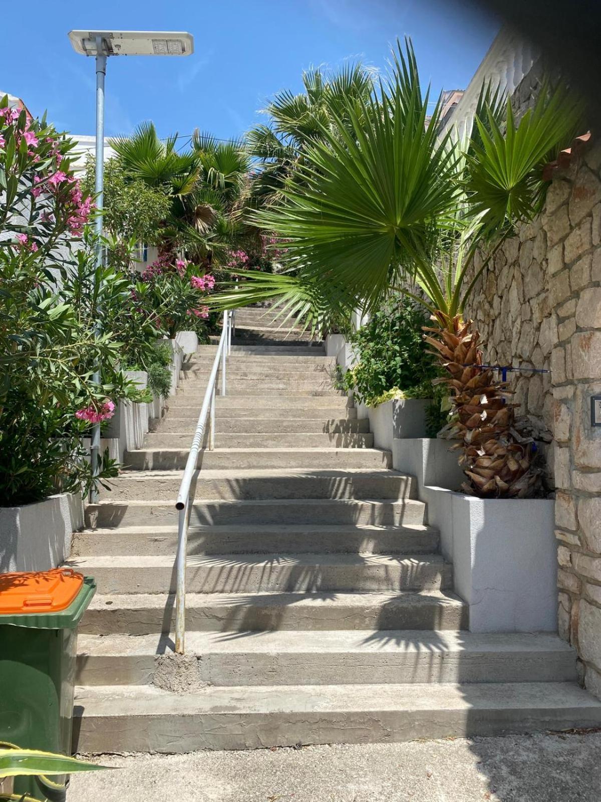 Villa Rubina Apartment Zonsa Tisno Esterno foto